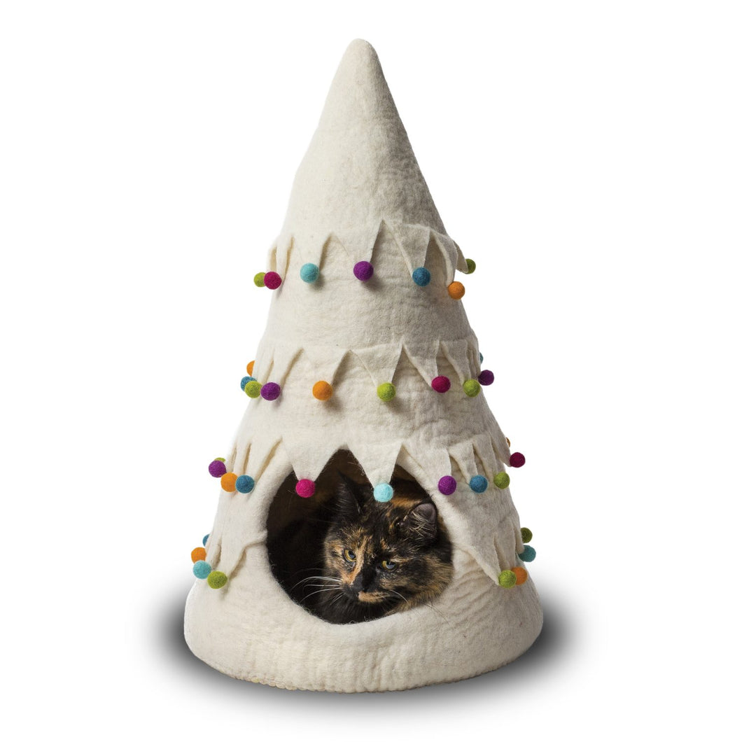 Cat Cave, Christmas Tree